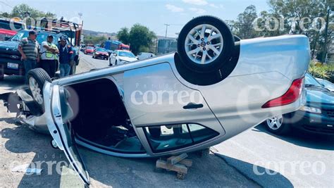 Volcadura En La Guanajuato Silao Causa Daños Materiales Sin Dejar