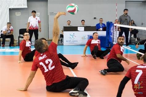 Oturarak Voleybolda Süper Lig Bölgesel Oldu Voleybol Aktuel