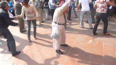 Old Man Dancing To Drum And Bass Youtube