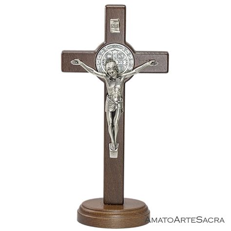 CROCIFISSO DI SAN BENEDETTO DA TAVOLO IN LEGNO CM 21 AmatoArteSacra