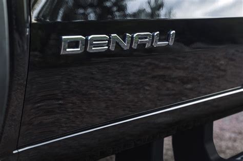 2025 Gmc Canyon Denali Preview Specs Features Cadillac Us