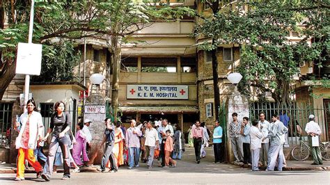 Mumbai Kem Hospital Plans To Add 15 More Icu Beds