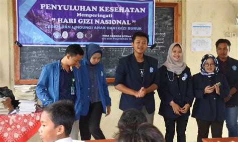 Peringati Hari Gizi Nasional Himakesmas STIKes Cirebon Berikan