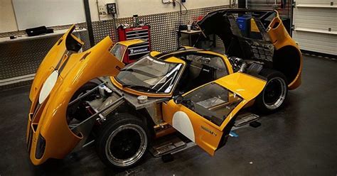 This Stunning Ford Gt40 Has An Unbelievable 4000 Hour Long Build Story