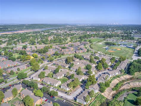 View Photos | Riverpark at Kensington