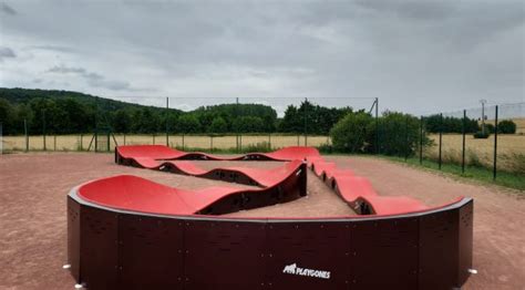 Pumptrack Breuillet Francja Pumptracki Oraz Rowerowe Tory