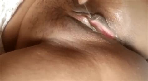 Paarvathi Kuthiyil Viral Pottu Kanju Vara Vaikum Tamil Pundai Sex Video