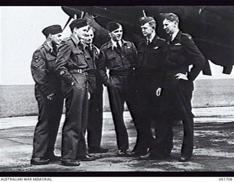 England Informal Group Of Raaf Aircrew Who Fly Glider