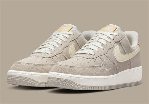 Nike Air Force 1 Grey Cream Dz4863 001