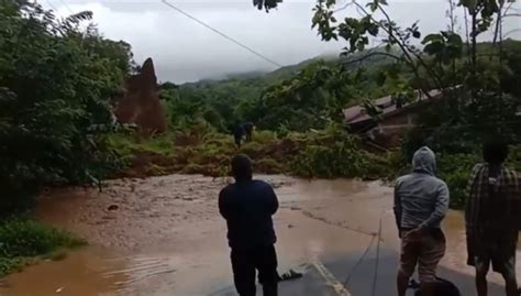 Tebing Setinggi 50 Meter Di Maros Longsor Timbung 3 Rumah Dan 4 Warga