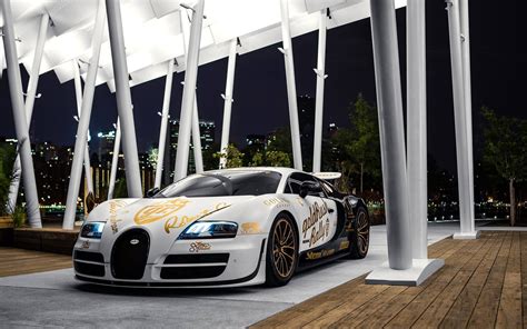 Bugatti Veyron Gold Wallpaper