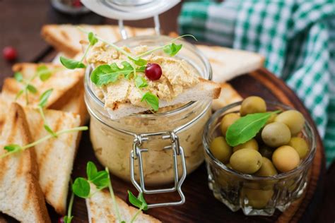 Frischkäse Aufstrich mit grünen Oliven immer frisch net