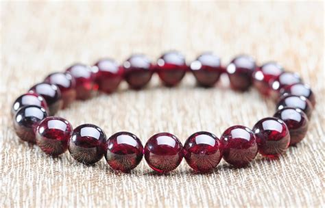 8 10 12mm Natural Dark Red Garnet Gemstone Round Beads Stretch Bracelet