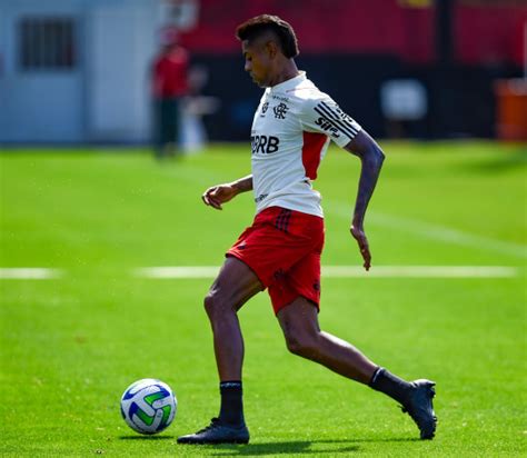 Flamengo Encerra Prepara O Para Enfrentar O S O Paulo Pelo