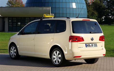 Volkswagen Touran Taxi Wallpapers And Hd Images Car Pixel