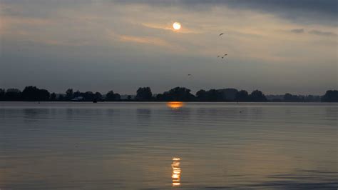 Imagem gratuita nascer do sol céu backlit água amanhecer lago