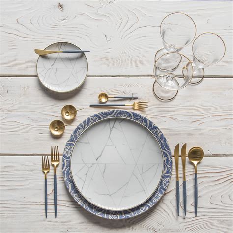 Fleur De Lis Blue — Casa De Perrin