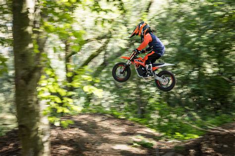 Ktm Bridges The Circuit Gap With The All Electric Ktm Sx E 2 Ktm