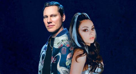 Tiësto une forças a estrela pop Charli XCX no single Hot in It Caderno Pop
