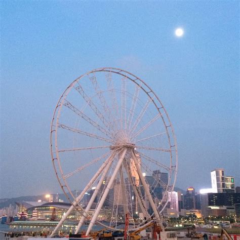 Hk Ferris Wheel Under Moonlight Great Pictures Moonlight Hong Kong