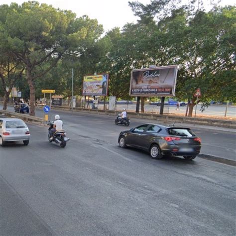 Auto Si Ribalta Pi Volte In Viale Regione Siciliana A Palermo Mezzo