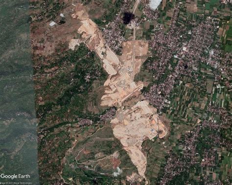 Earthworks for Kediri Airport and an adjacent development