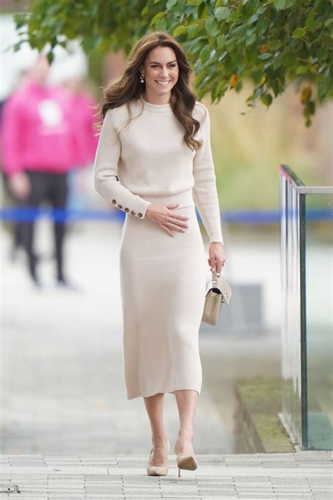 Kate Middleton £1,500 outfit breakdown as royal returns to wearing a skirt