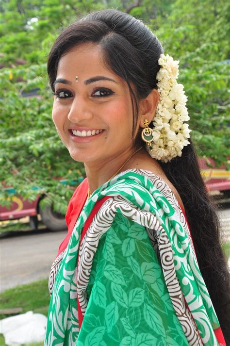 Madhavi Latha Wiki, Biography, Dob, Age, Height, Weight, Affairs and More