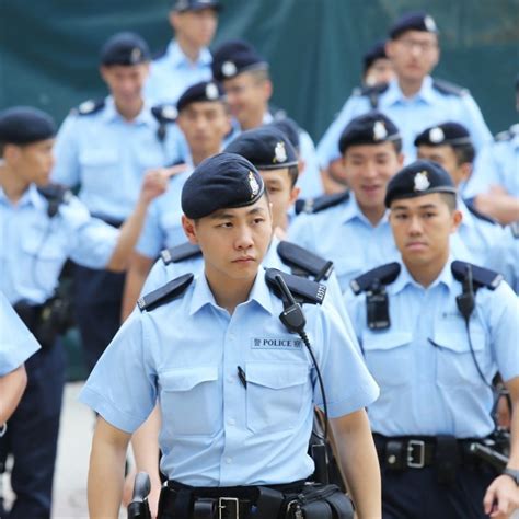 Hong Kong Police Arrest More Than 160 People In Kowloon Anti Triad