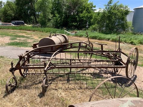 Steel Wheeled Pull Type Side Delivery Rake Bigiron Auctions