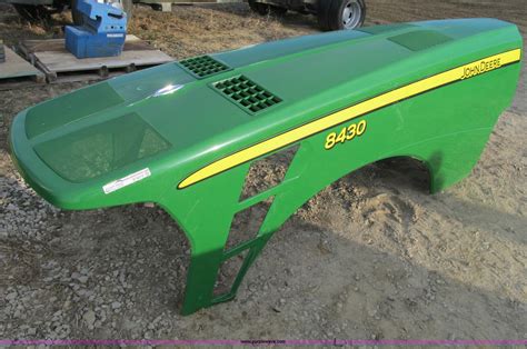 John Deere 8430 Tractor Hood In Shipman Il Item D9312 Sold Purple Wave