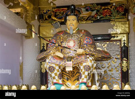 Statue of ieyasu tokugawa hi-res stock photography and images - Alamy