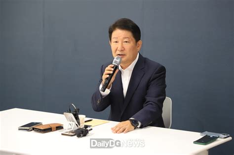 권영진 전 대구시장 내년 총선에 대구 달서구병 출마하겠다