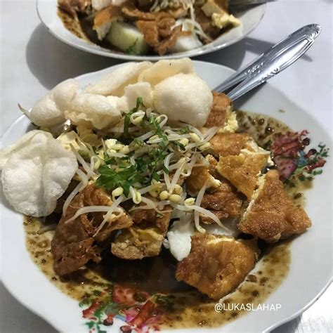 7 Tempat Makan Di Malang Yang Ada Sebelum Indonesia Merdeka