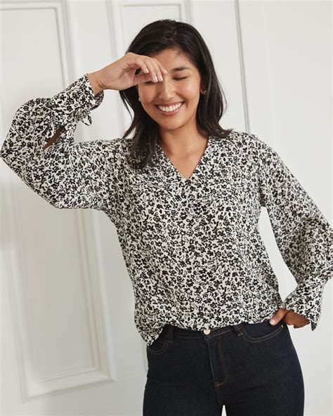 V Neck Popover Blouse With Long Puffy Sleeves RW CO