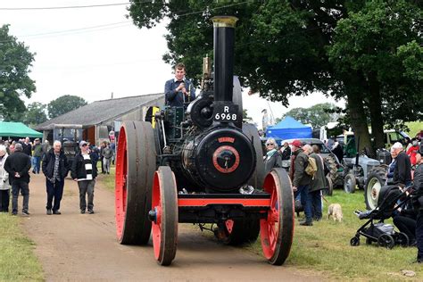 Woolpit Steam All Our Pictures From First Day Of Popular Steam Rally