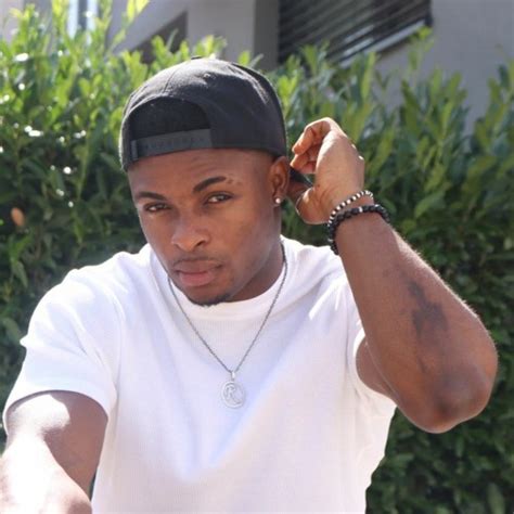 Stream SHOWCASE MIKE ROSS by Rádio Latina Luxemburgo Listen online for free on SoundCloud