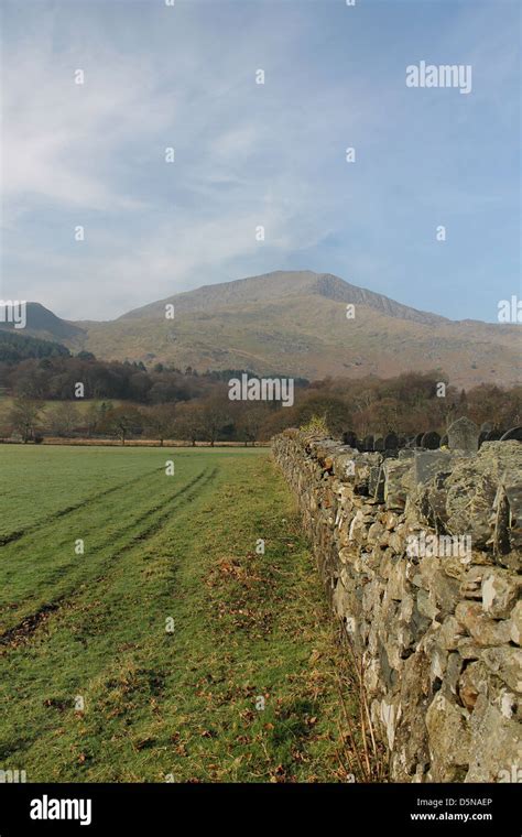 Moel Hebog Mountain Beddgelert Snowdonia Wales Uk Stock Photo Alamy