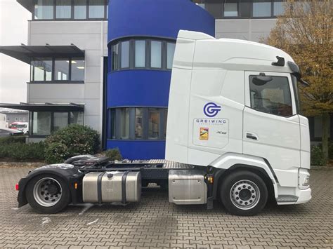 Daf Xg Ft Low Deck Retarder Standkl X Vorh Sattelzugmaschine