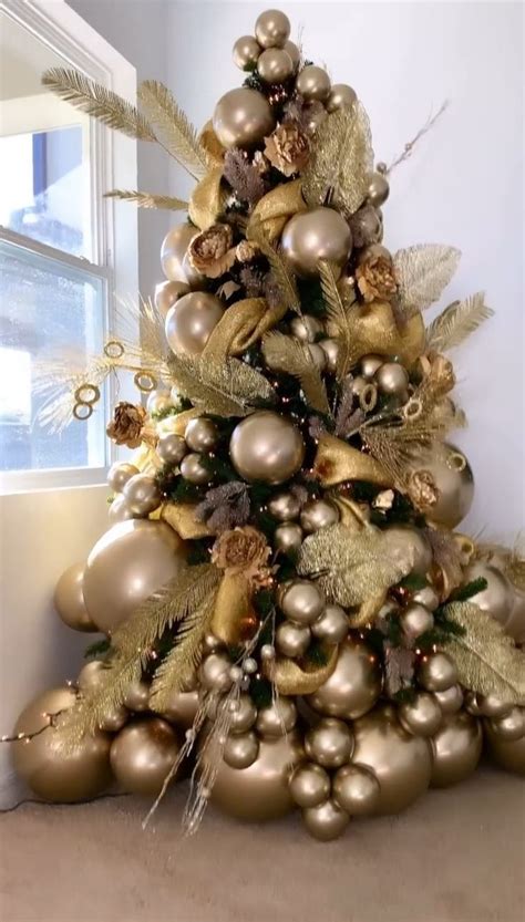 Pin By Kushana On All Things Christmas Creative Christmas Trees