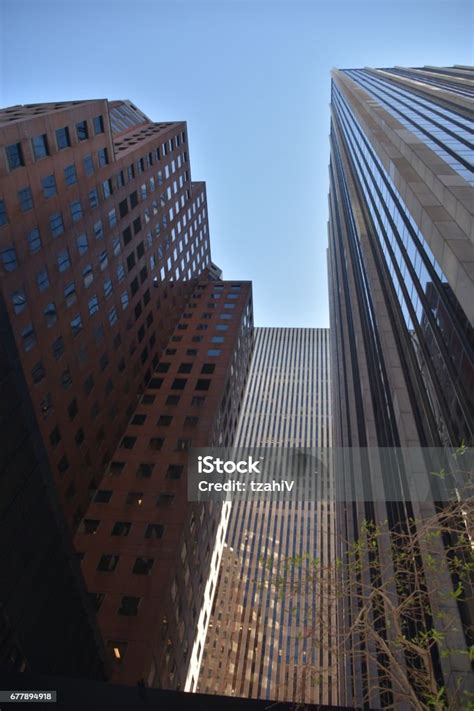 Tall Buildings In New York City Stock Photo - Download Image Now ...