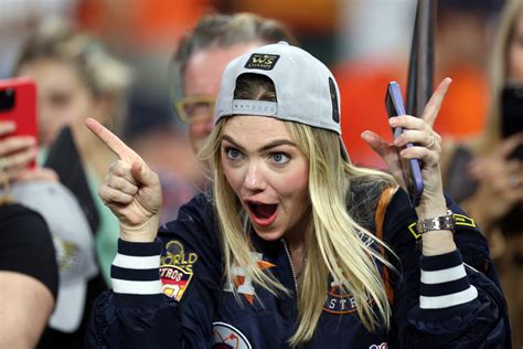 Remembering When Kate Upton Got Into It With Fan At Mlb Playoff Game