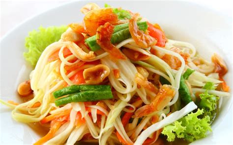 Pedas Segar Som Tam Berikut Ini Resep Salad Pepaya Khas Thailand