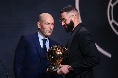 Football Ballon d Or Après Kopa Platini Papin et Zidane Benzema