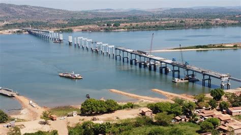 VIAS DE ACESSO E A PONTE SOBRE O RIO ARAGUAIA IMAGENS AÉREAS BR 153