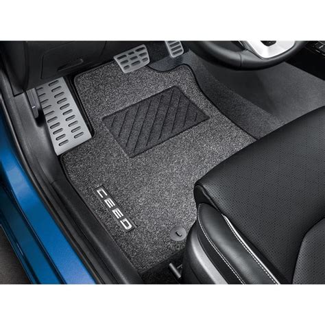 TAPIS DE SOL STANDARD LHD UNIQUEMENT POUR LES VÉHICULES À