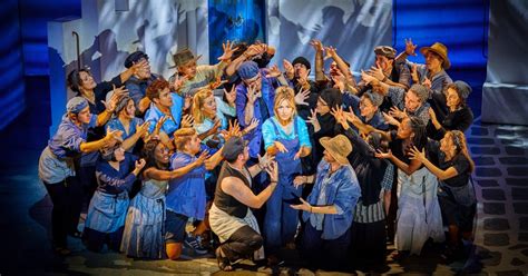 New Cast And Booking Extension For Mamma Mia In London