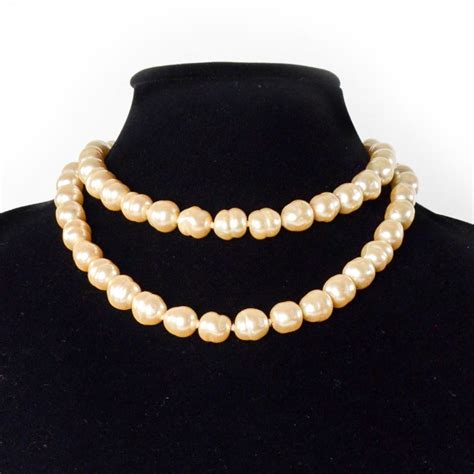 Chanel Collier De Perles Vintage Blanc Ref 37195 Joli Closet