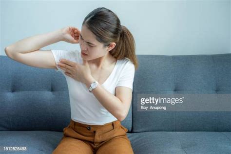 Swollen Lymph Nodes Armpit Photos And Premium High Res Pictures Getty