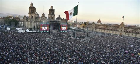 Cost Casi Mdp La Fiesta En El Z Calo Por Toma De Protesta De Amlo